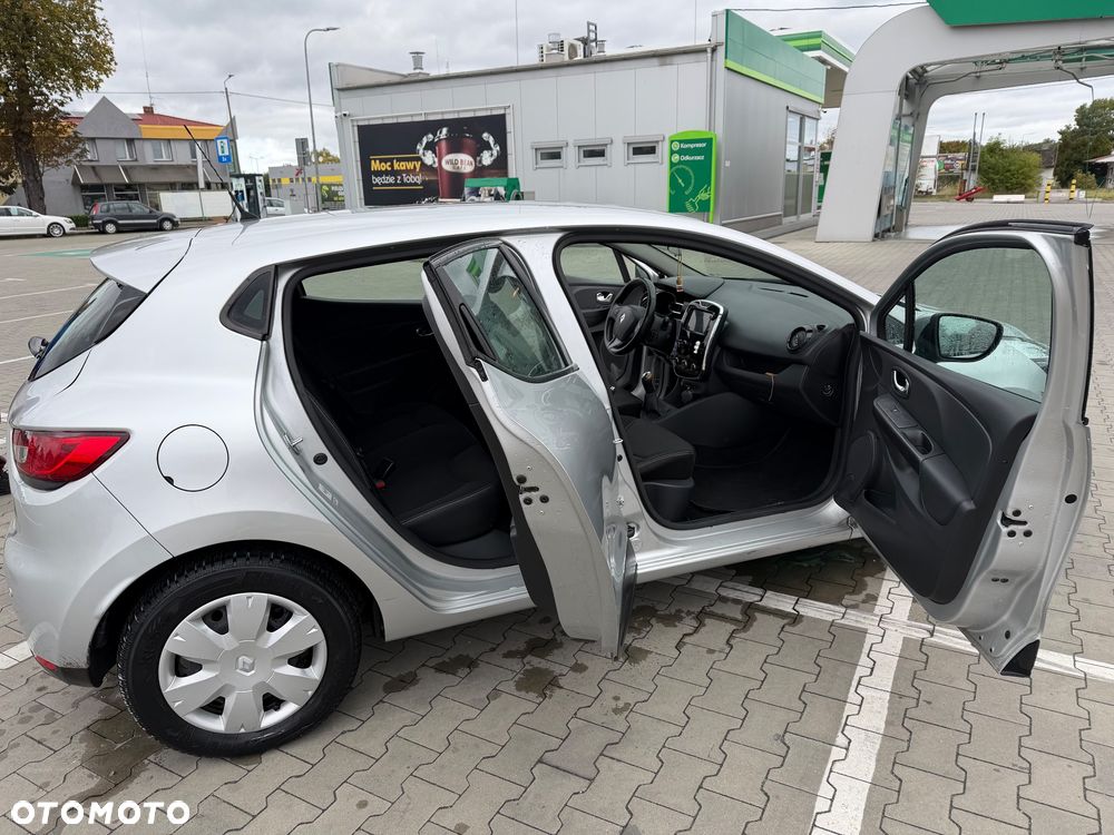 Renault Clio 1.2 16V Business - 26