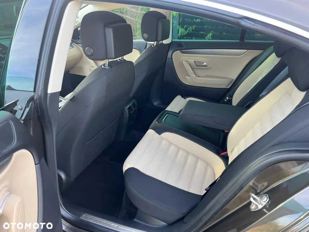 Volkswagen Passat CC - 10