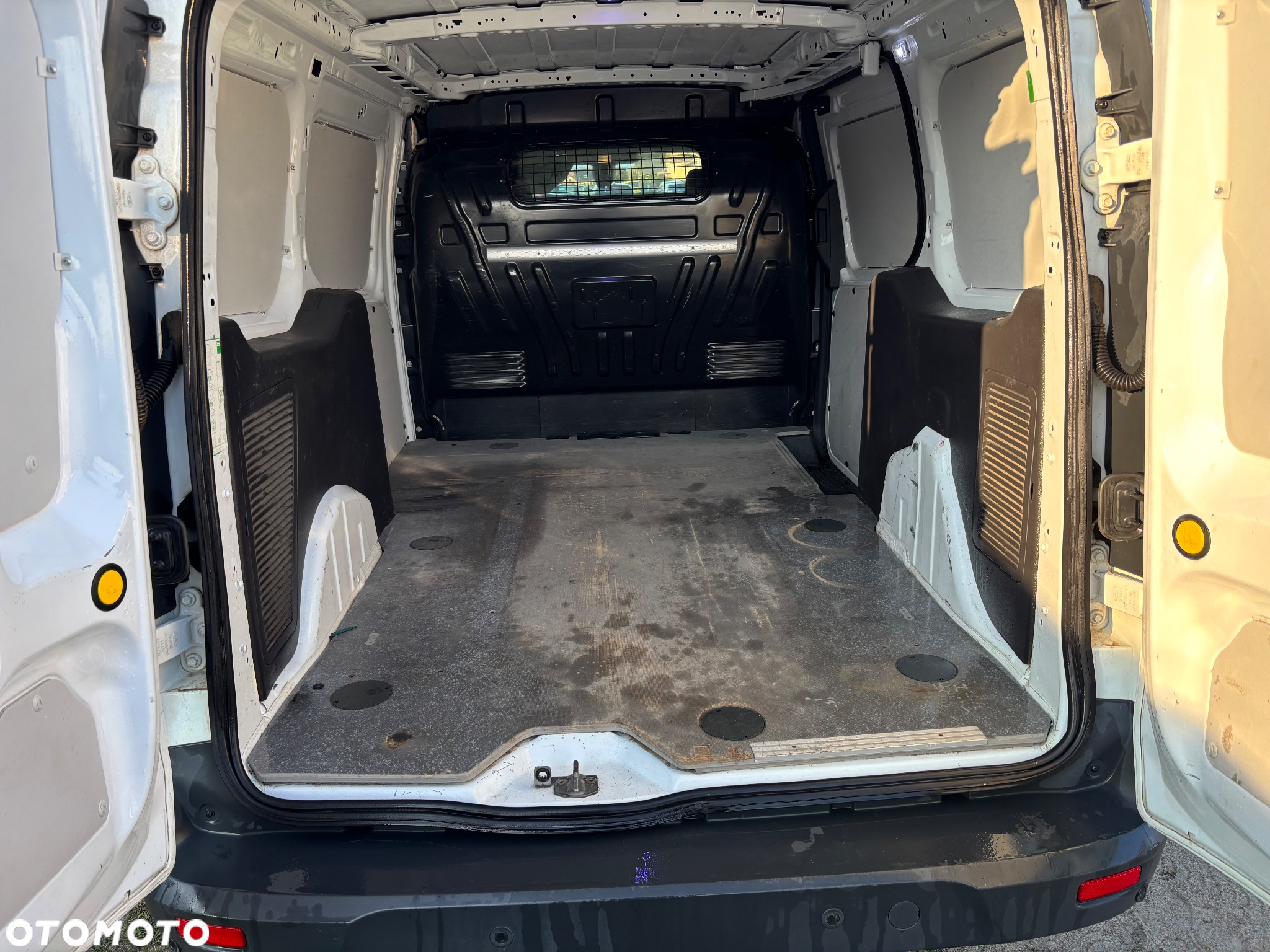 Ford Connect - 5