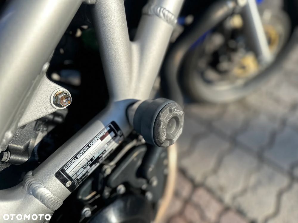Suzuki SV - 10