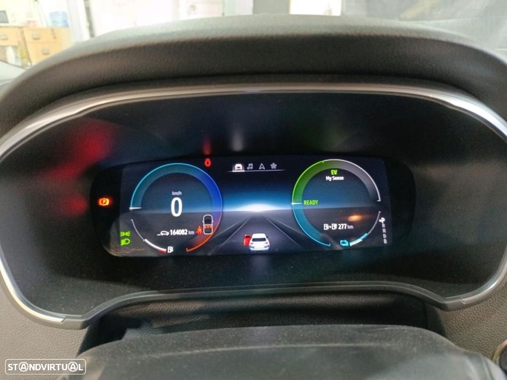 Renault Mégane Sport Tourer 1.6 E-Tech Plug-In Limited - 4