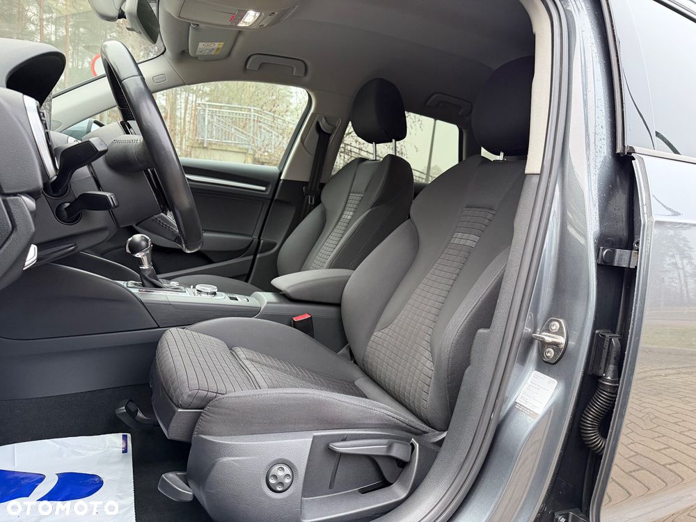 Audi A3 Sportback 1.4 TFSI Ambiente S tronic - 14