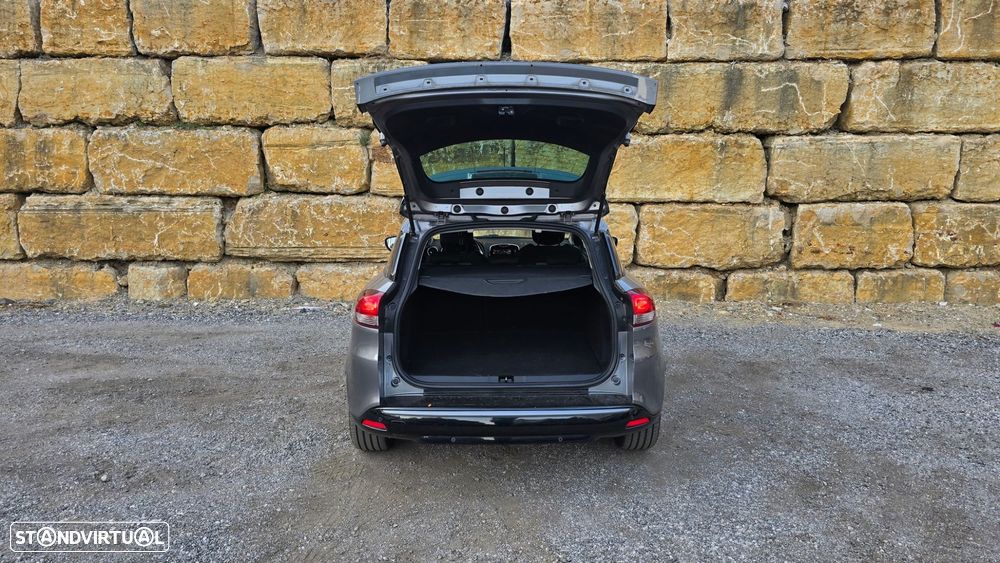 Renault Clio Sport Tourer - 47