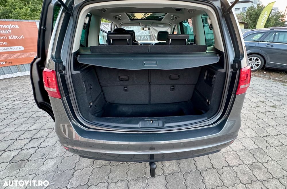 Volkswagen Sharan 2.0 TDI DSG BlueMotion Technology Highline - 10