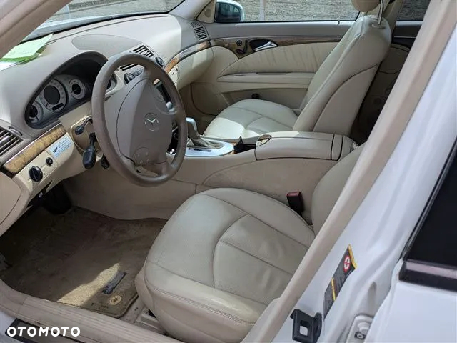 Mercedes-Benz Klasa E 320 4-Matic T Avantgarde - 7