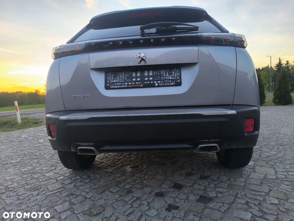 Peugeot 2008 1.2 Pure Tech GPF Style S&S - 4