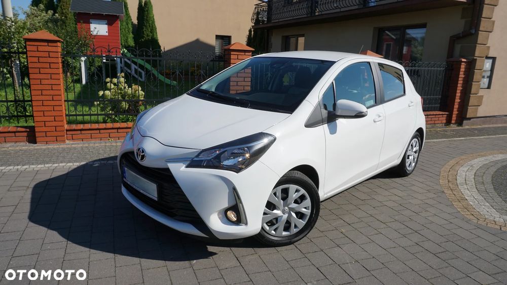 Toyota Yaris 1.5 Premium - 1