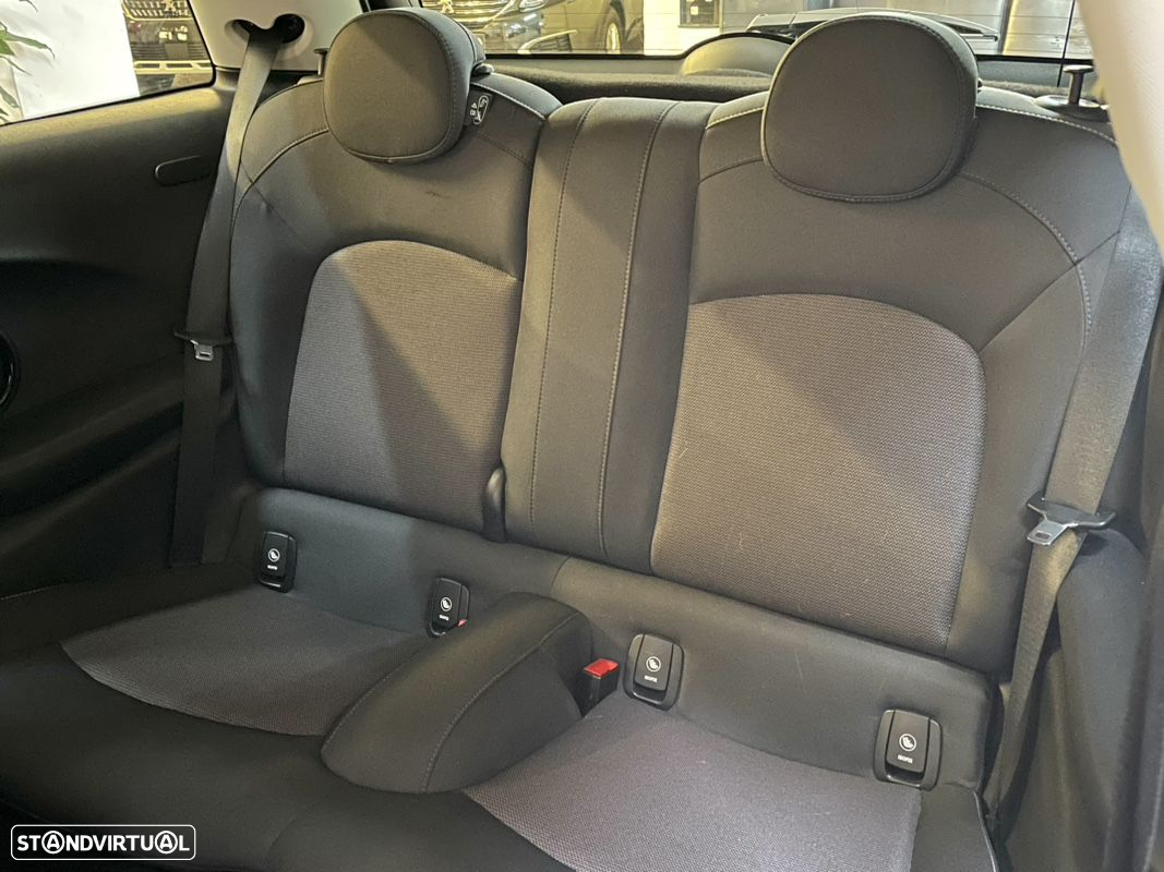 MINI 3 Portas One Sport Edition - 28
