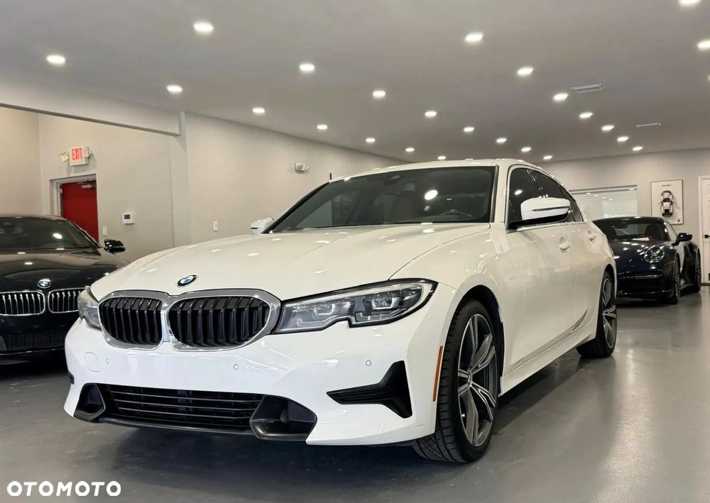 BMW Seria 3 330i xDrive M Sport - 3