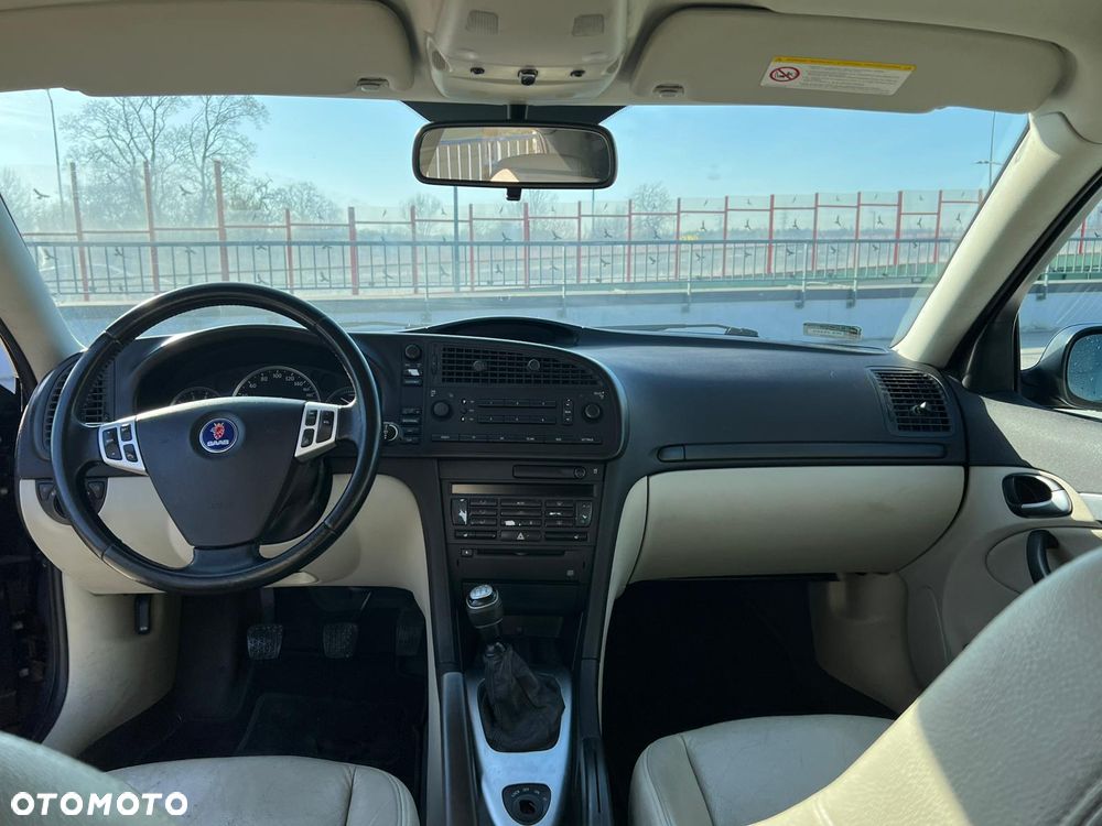 Saab 9-3 2.0T Aero - 13