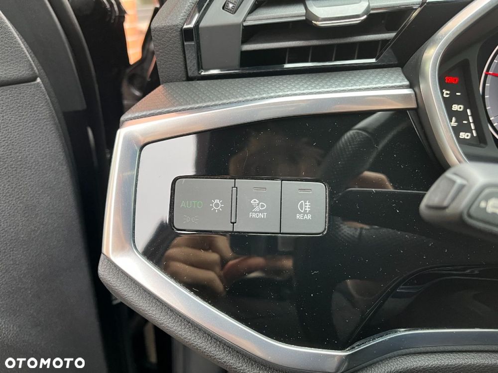 Audi Q3 35 TDI Quattro S tronic S line - 30