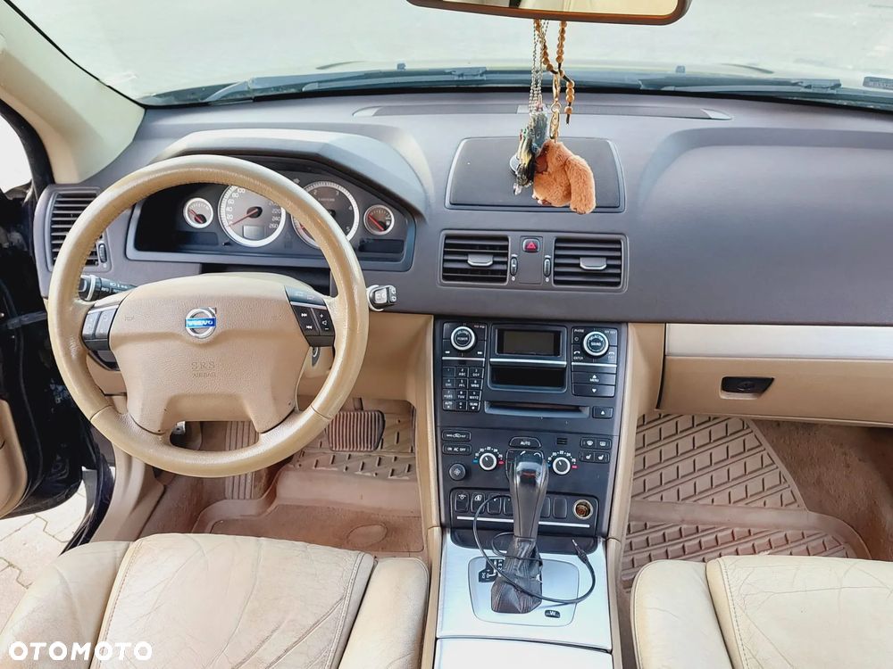Volvo XC 90 D5 AWD Executive - 7