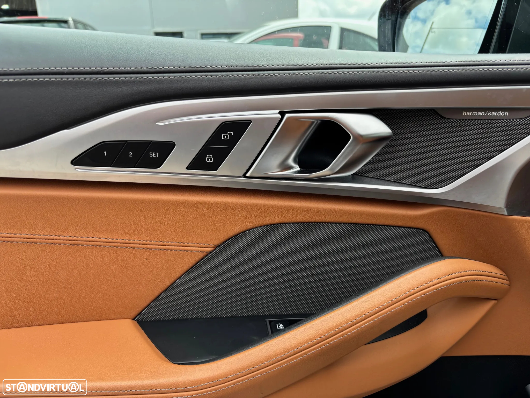 BMW M850i xDrive - 14