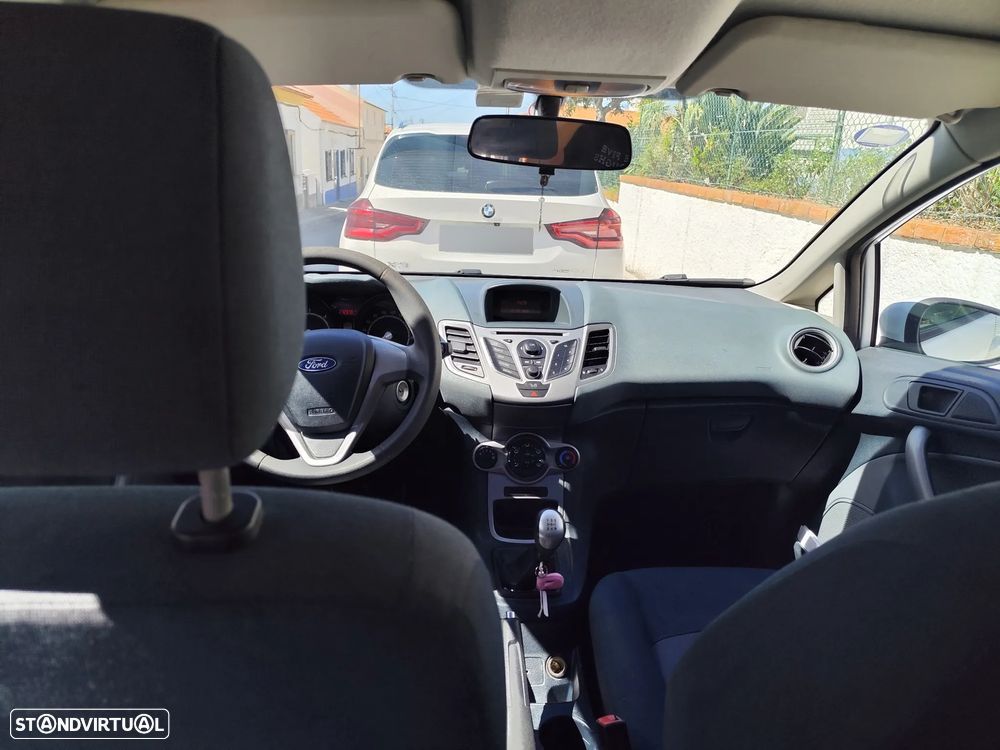 Ford Fiesta - 5