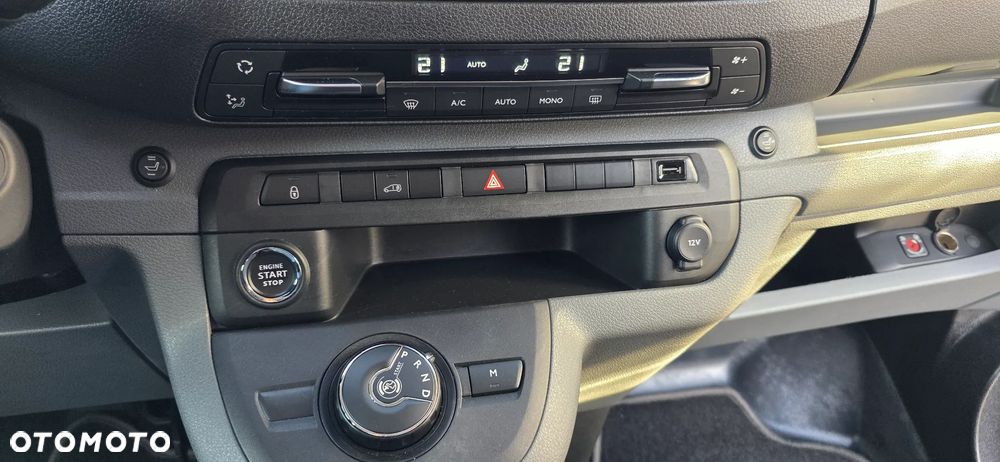 Opel Vivaro 2.0 177KM AUTOMAT 8-biegów - 12