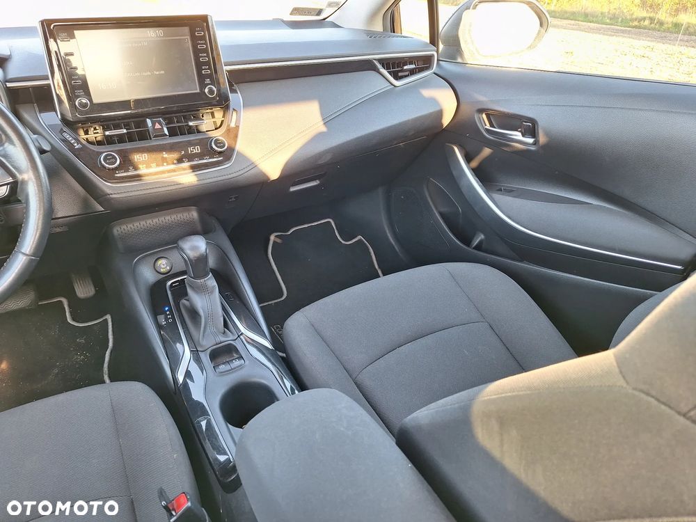 Toyota Corolla 1.6 Comfort MS - 23