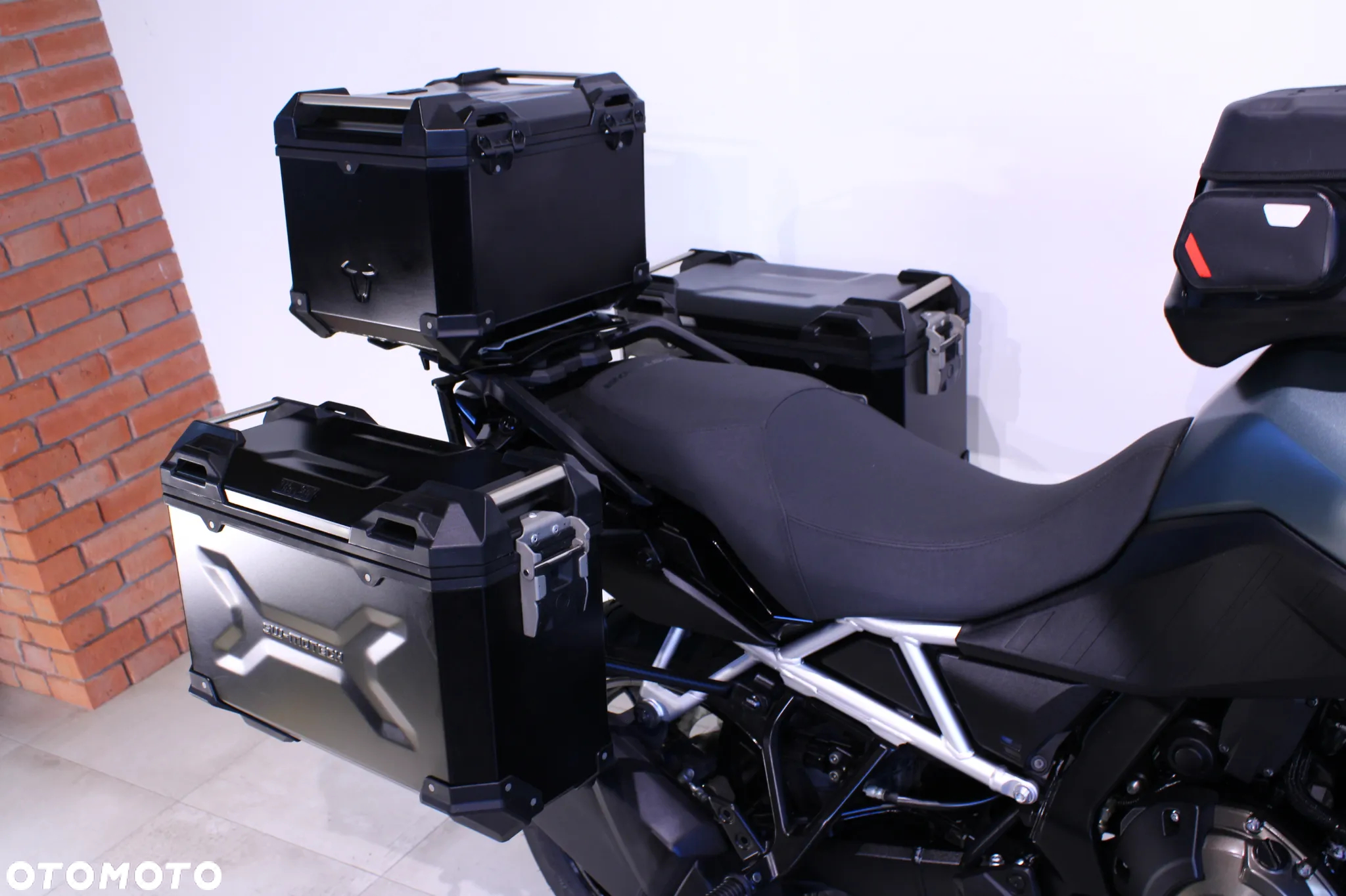 Suzuki DL - 14
