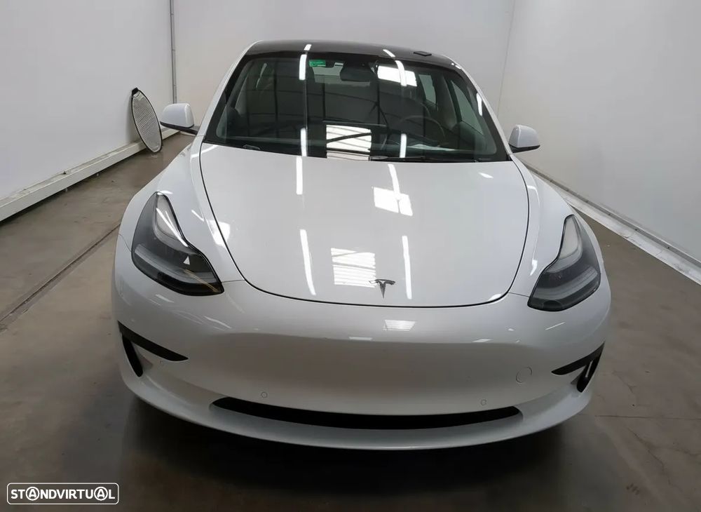 Tesla Model 3 Standard Range Plus RWD - 3