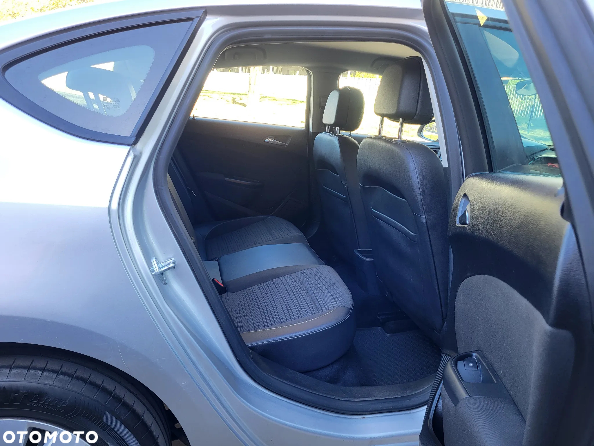 Opel Astra - 22