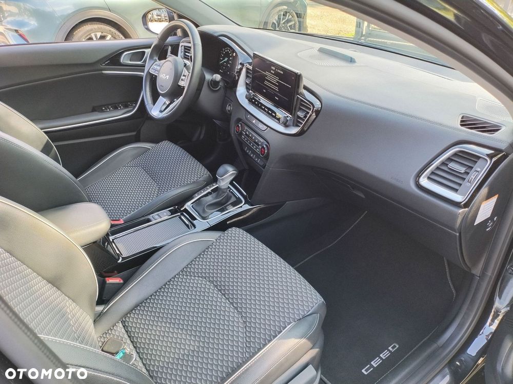 Kia Ceed 1.6 GDI PHEV Business Line DCT - 19