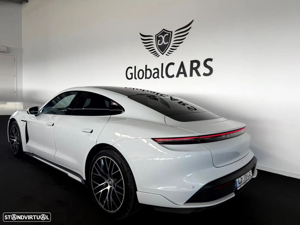 Porsche Taycan 4S - 8