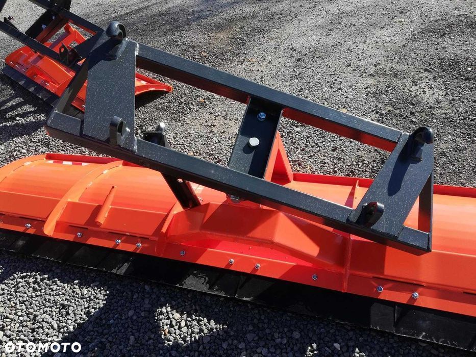 PROMOCJA-Spych śnieżny pług do śniegu do tura euro TUZ c-330/360-DOWÓZ - 4