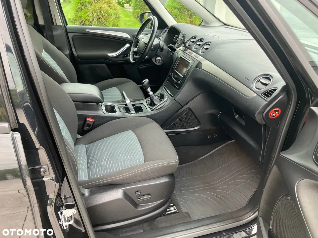 Ford Galaxy 2.0 TDCi Titanium - 24