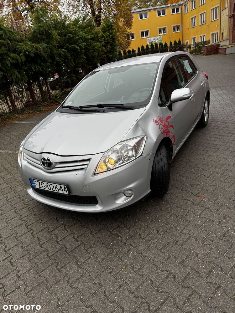 Toyota Auris 1.6 2010 - 6