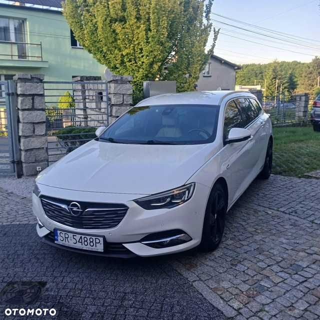 Opel Insignia - 1