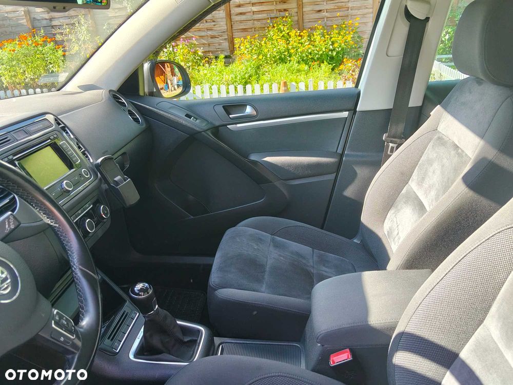 Volkswagen Tiguan - 5