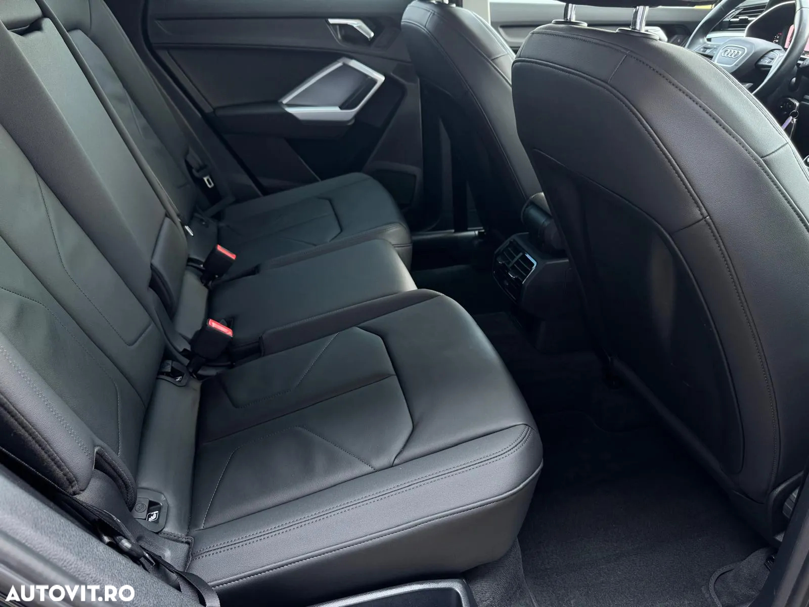 Audi Q3 35 TFSI S tronic - 16