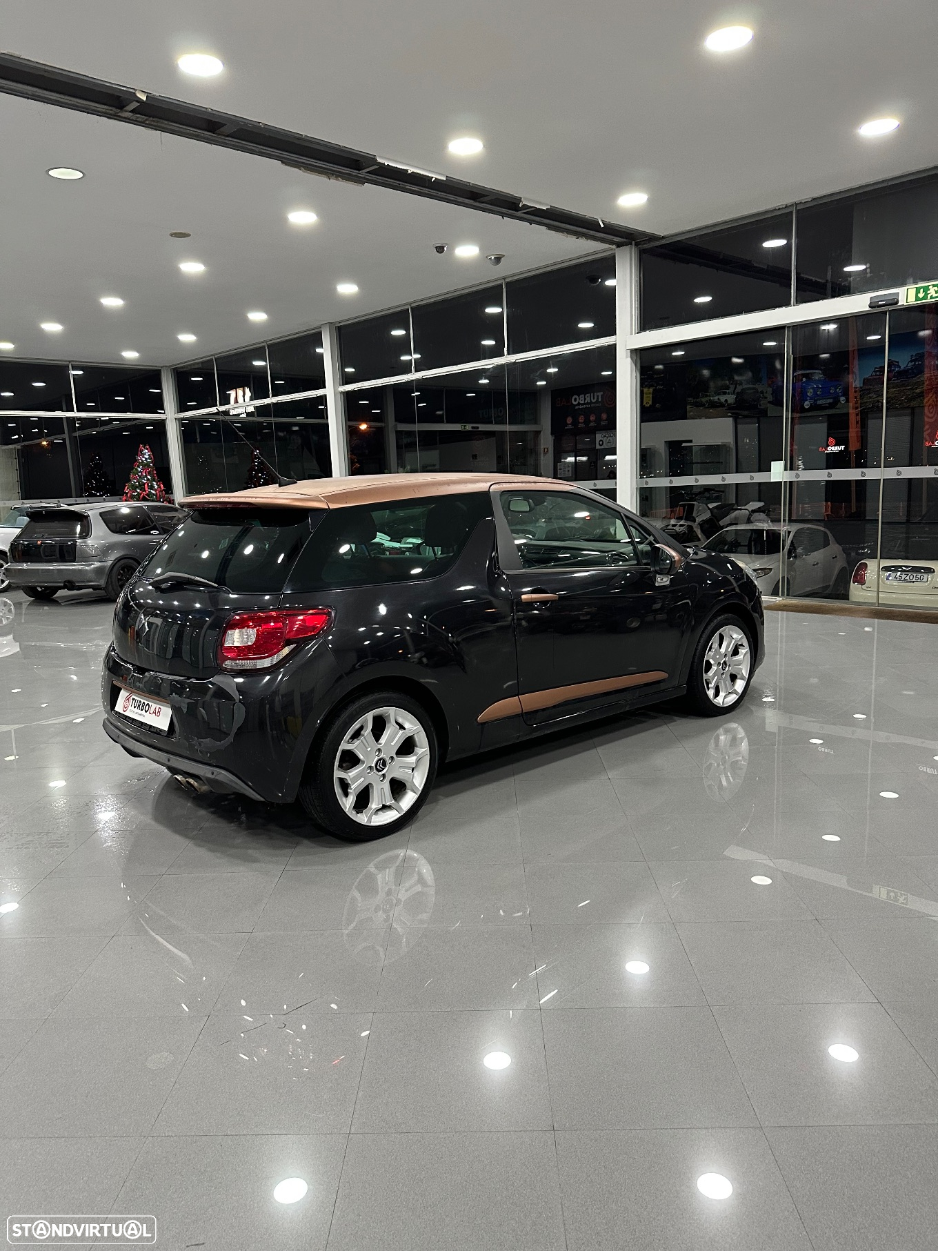 Citroën DS3 1.6 HDi Airdream Sport Chic - 5