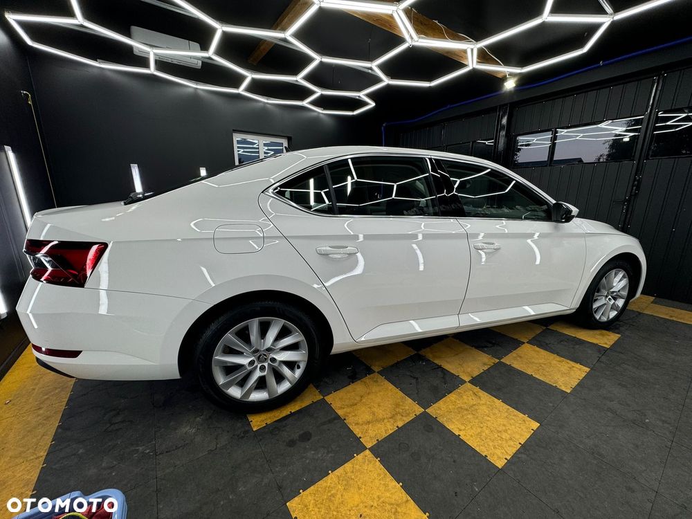 Skoda Superb 1.5 TSI ACT Style - 4