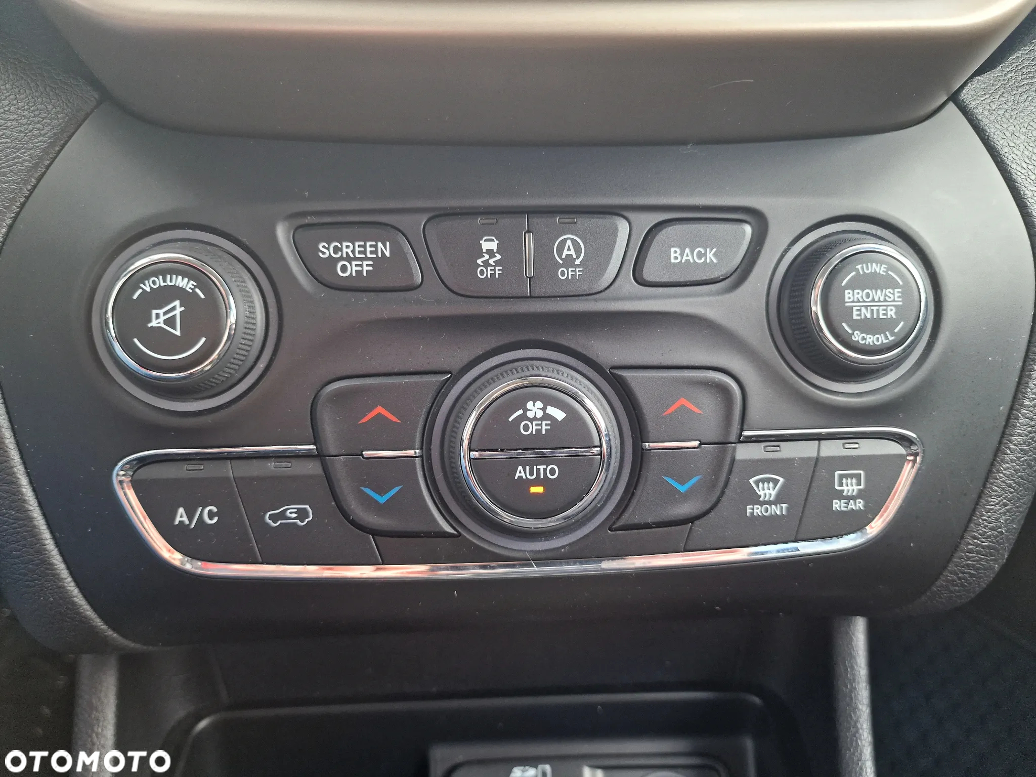 Jeep Cherokee 2.2 Multijet Active Drive I Automatik Night Eagle II - 22