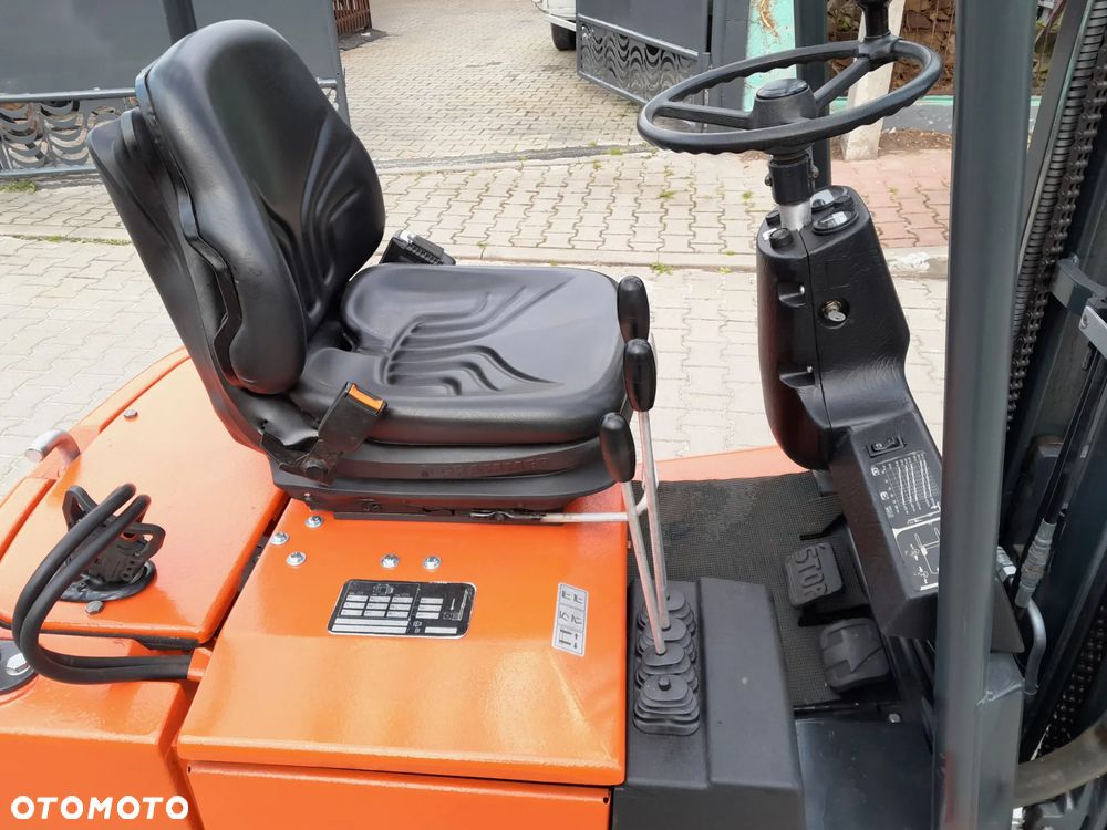 Linde E12-02 - 6
