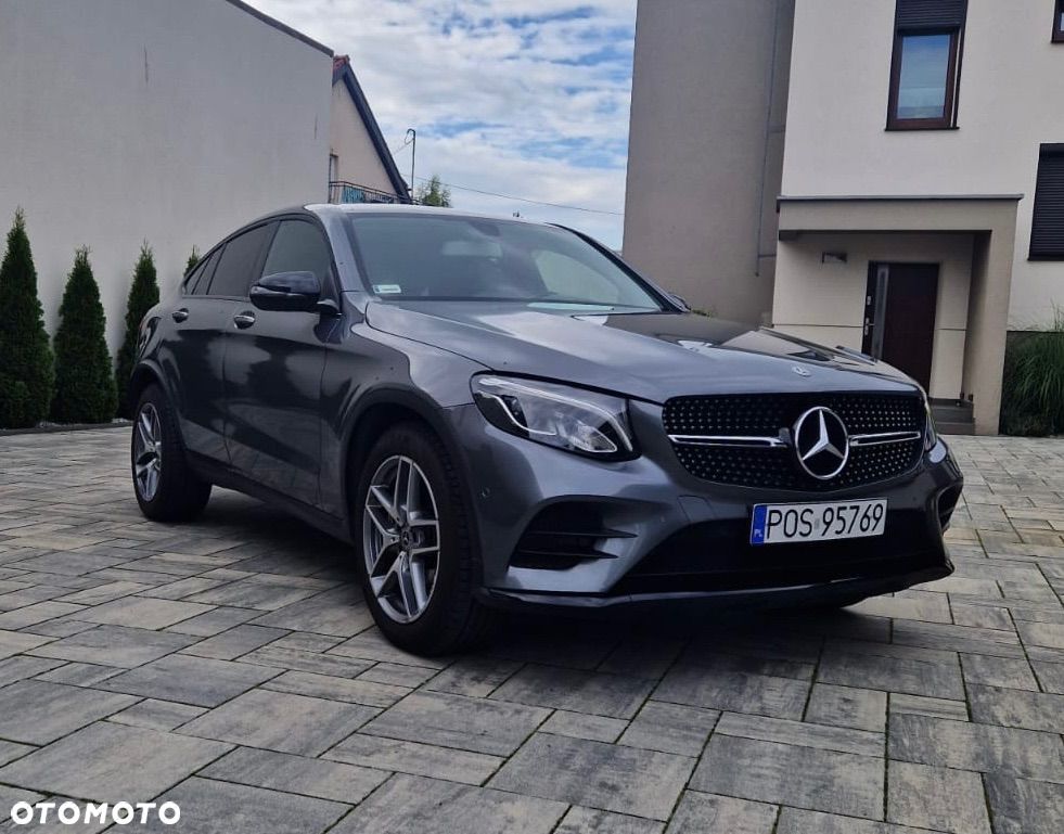 Mercedes-Benz GLC - 1