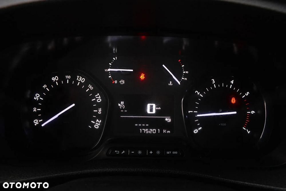 Citroën Jumpy Combi - 32