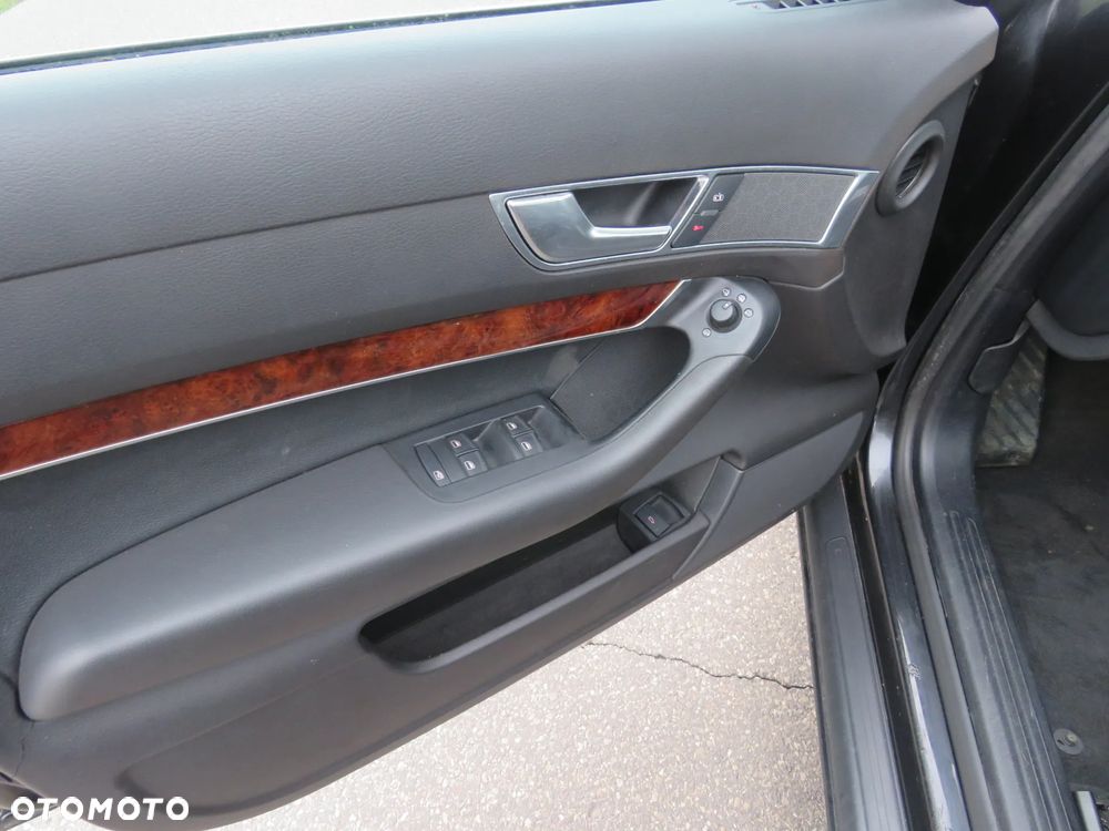 Audi A6 Avant 3.0 TDI quattro - 8