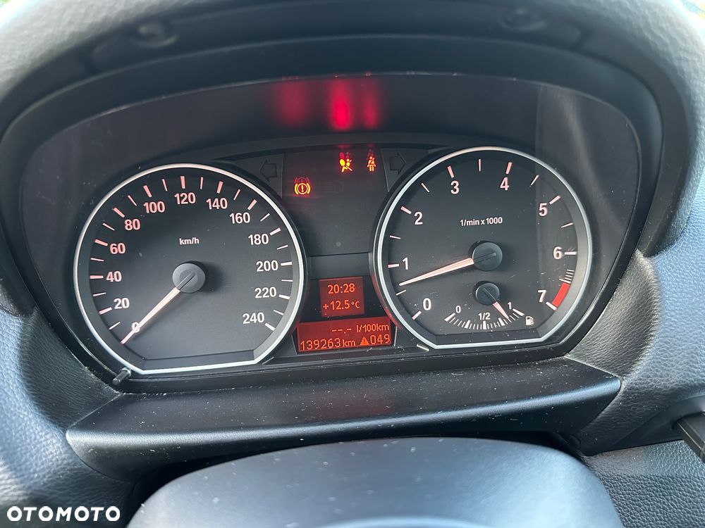 BMW Seria 1 116i - 17