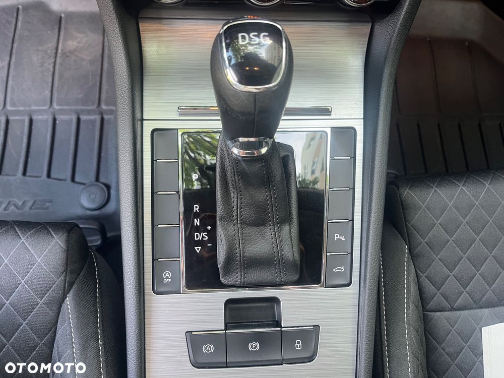 Skoda Superb 2.0 TDI SCR Style DSG - 15