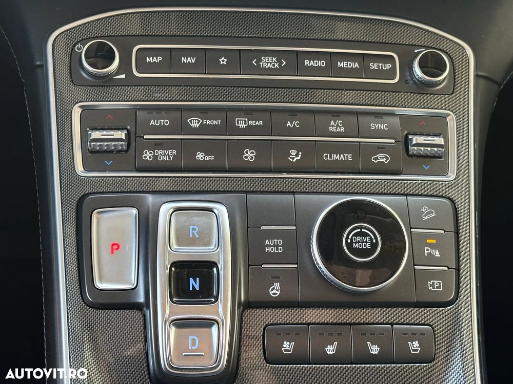 Hyundai Santa Fe 1.6 HEV 2WD Signature - 27