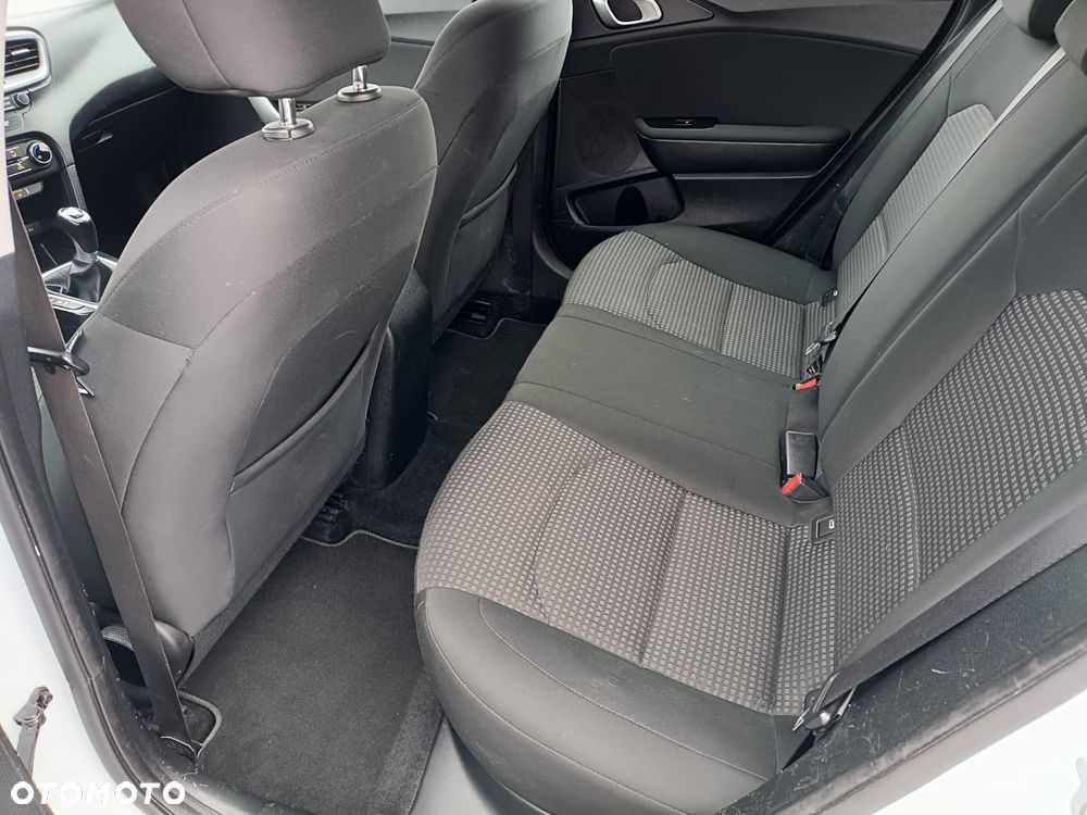 Kia Ceed 1.6 CRDi SCR L - 20