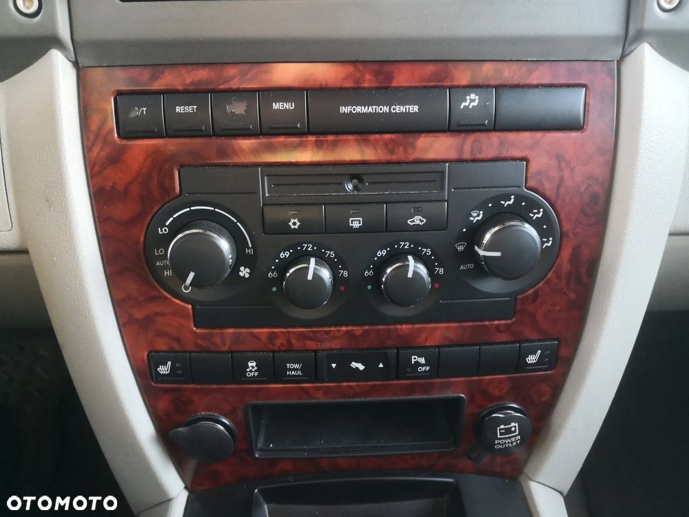 Jeep Commander 4.7 Automatik - 14