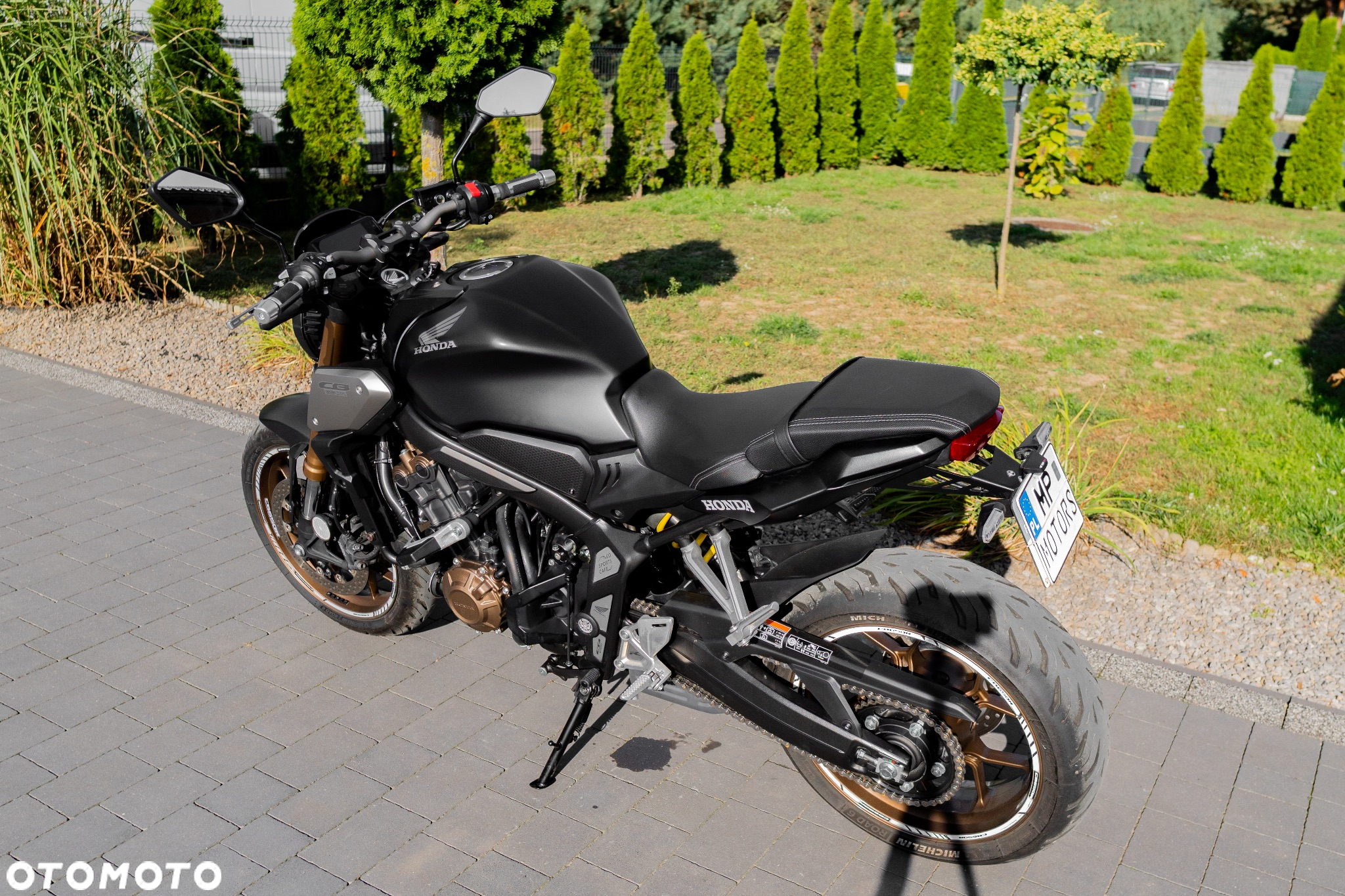 Honda CB - 9