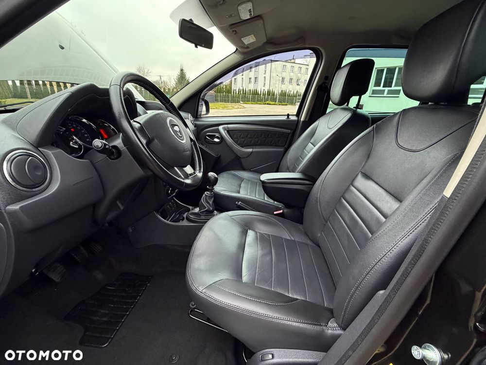 Dacia Duster TCe 125 4x2 Prestige - 36