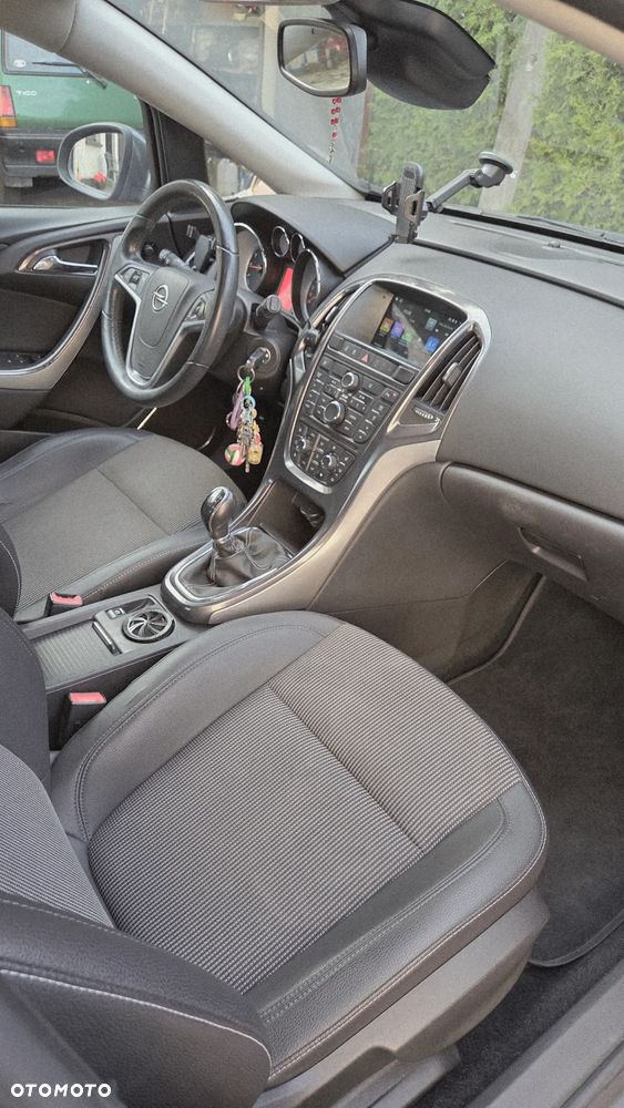 Opel Astra 1.4 T Cosmo - 12