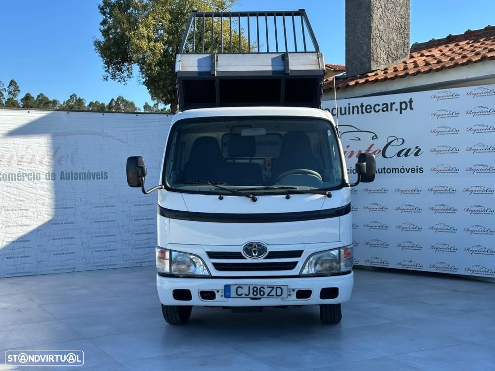 Toyota Dyna 300 Caixa Basculante IVA Dedutível 3 Lugares - 2