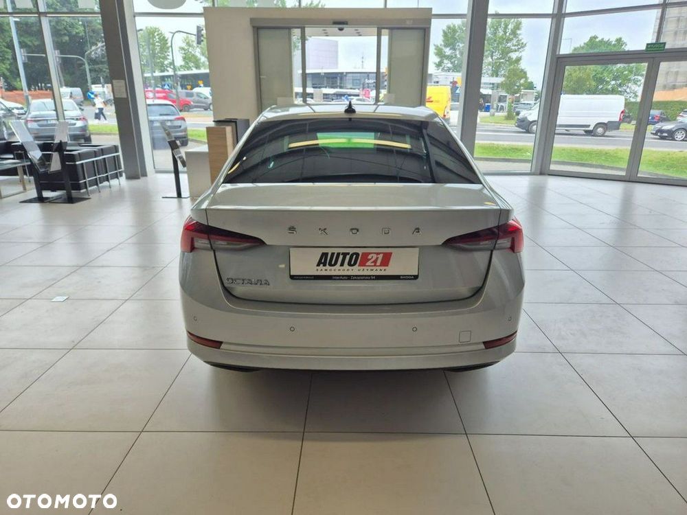 Skoda Octavia 1.5 TSI ACT Ambition - 4
