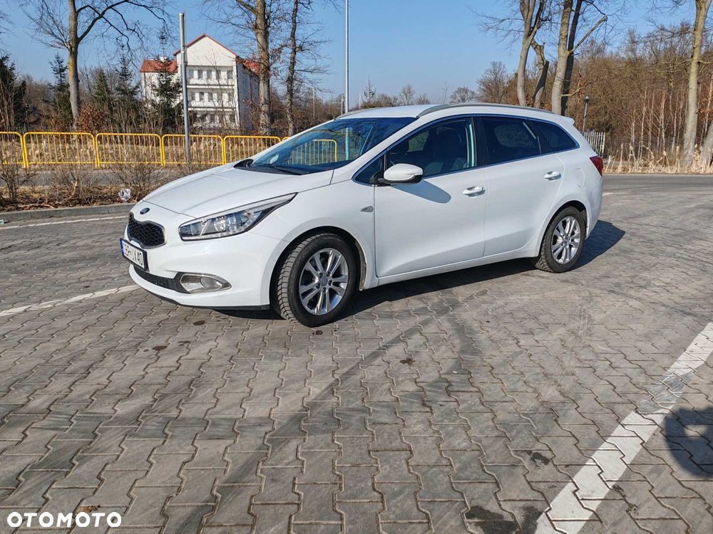 Kia Ceed - 1