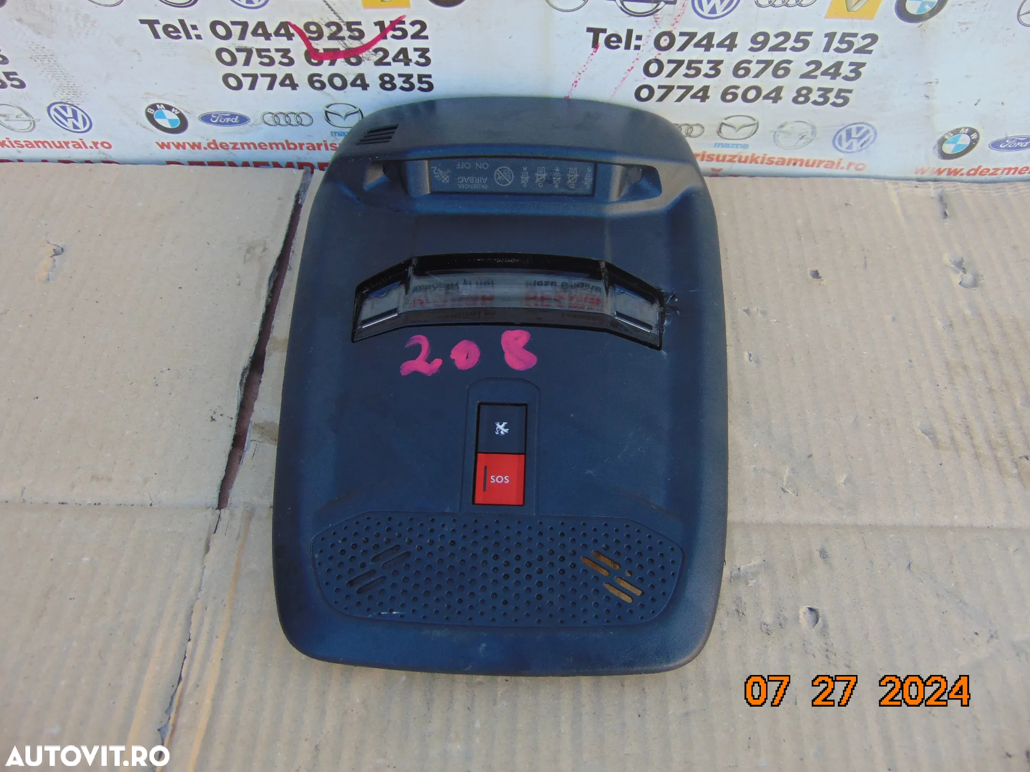 Plafoniera Peugeot 208 dupa 2019 308 508 2008 3008 cod 9814757480 citroen c3 opel crossland 9825205380 - 2